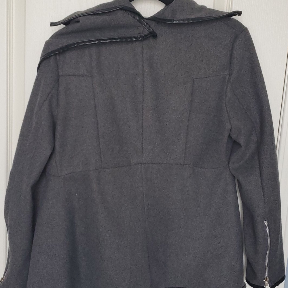 Crossover Jacket - Picture 6 of 6